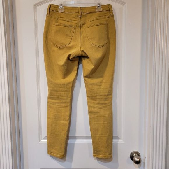 **SOLD **Universal Thread Women's Mustard Yellow Cotton/Spandex Jeans - Picture 10 of 11